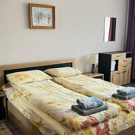 Lovely Urban Retreat In Apartmán *