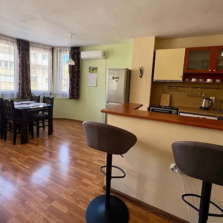 Lovely Urban Retreat In Sofie