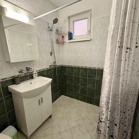 Apartman Lovely Urban Retreat In
